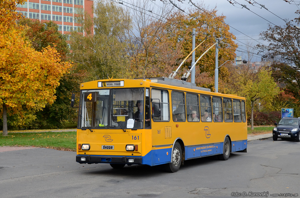 161_2013-10-18-ZLIN-145